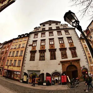  Hostel Homer - Old Town Square Csehország