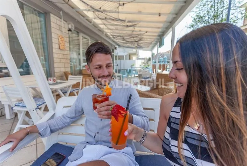 New Hotel Villa Enea Rimini 2*,  Olaszország